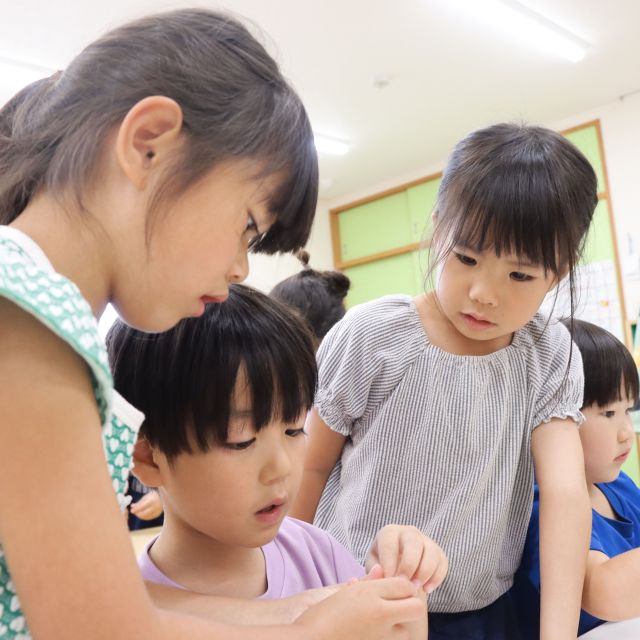 ＊　５歳児　園に泊ろう！【玉ねぎ染め②】　＊