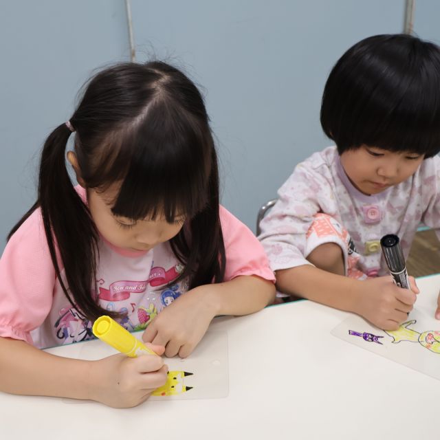お泊まり保育　～プラバン作り〜　＊５歳児＊