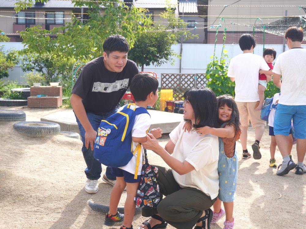 家族のもとに走って駆けつける♡
「あのね…カレー作ってね・・」
話をしたくて聞いて欲しくてたまりません♡