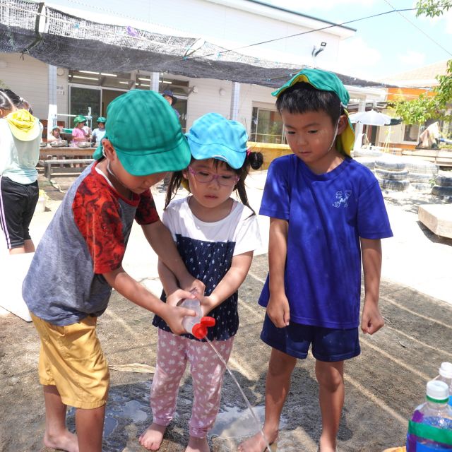 ＊　5歳児　みんなで一緒に遊ぼう！【水鉄砲】　＊