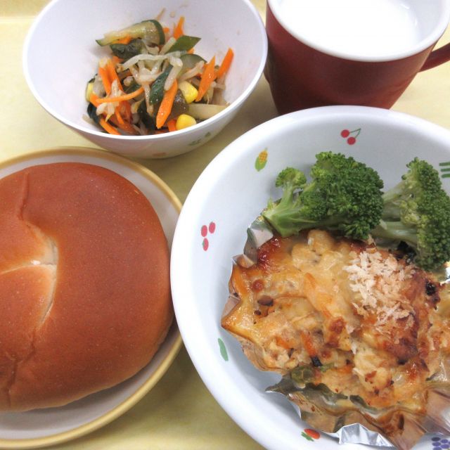 ＊　今日の献立　（あいはうす　すいみい保育園　ゆめはうす認定こども園）　＊