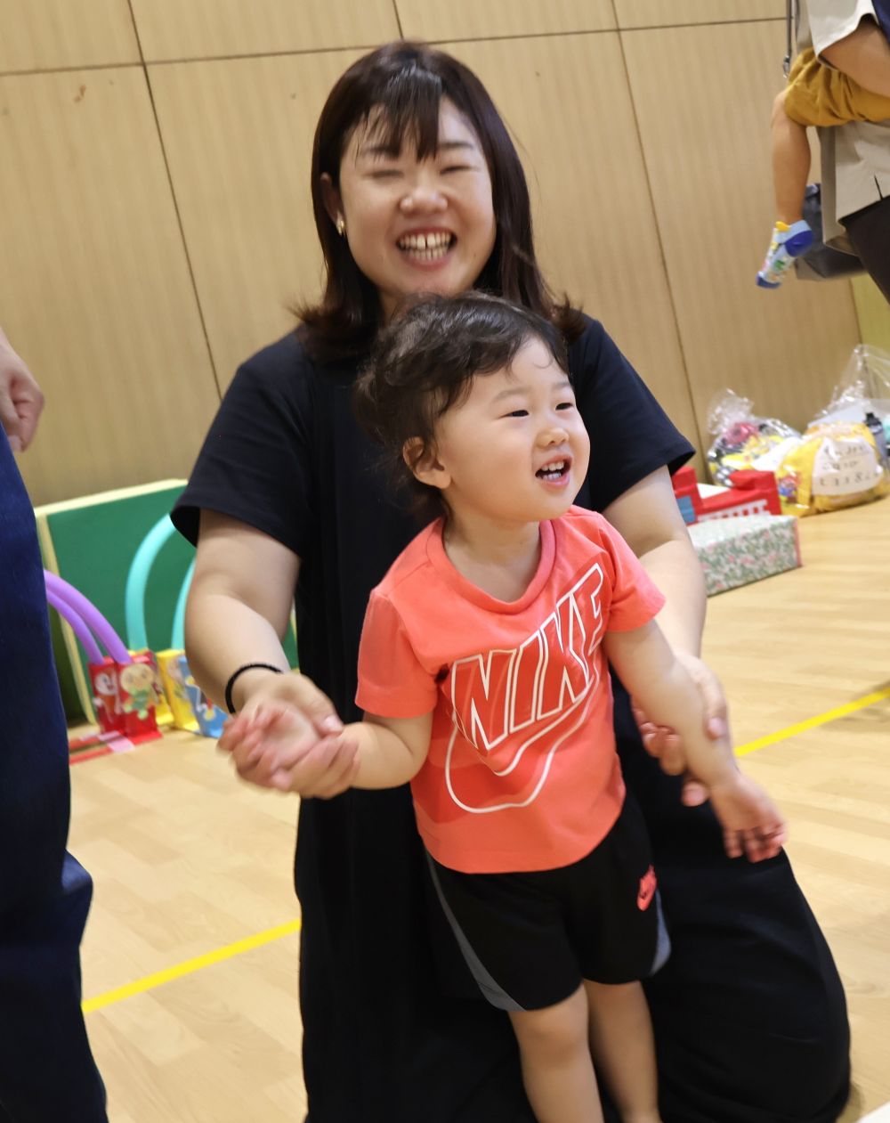 踊り
　お家の人も楽しそう♪