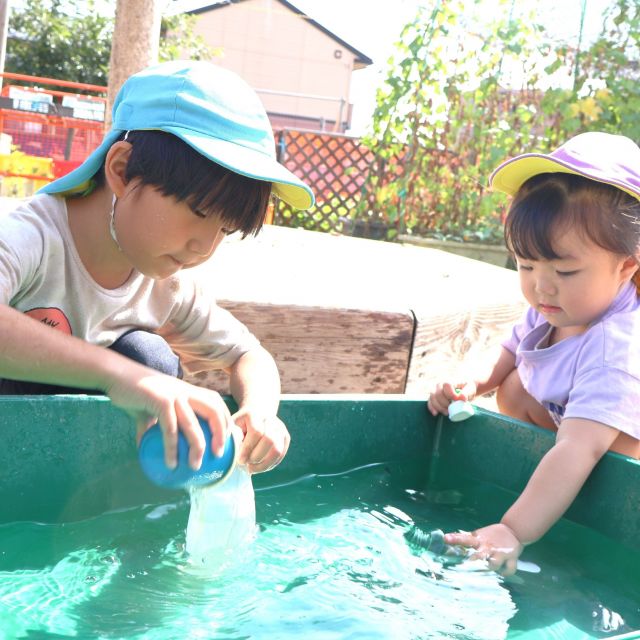 ＊　２・４歳児　楽しい！おもしろい！を一緒に♡　＊