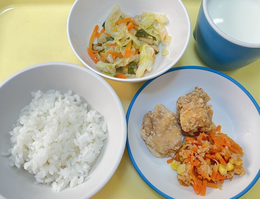 ご飯

鶏の昆布茶あげ

人参しりしりシーチキン

和風サラダ

牛乳