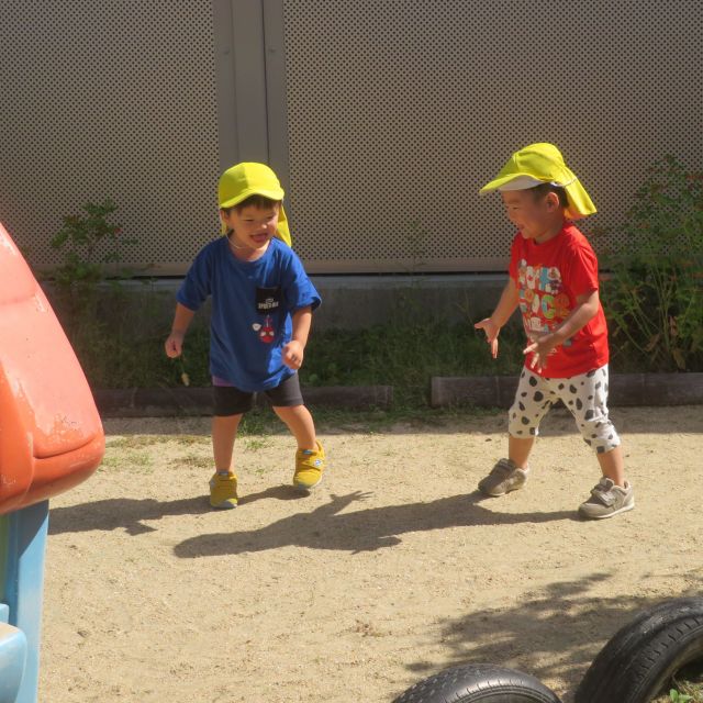 ＊　1歳児　園庭の楽しみ①　＊