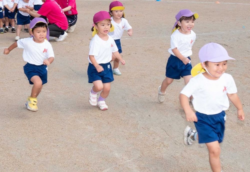 運動会、当日✨
みんなでかけっこ
よーい、どん!!