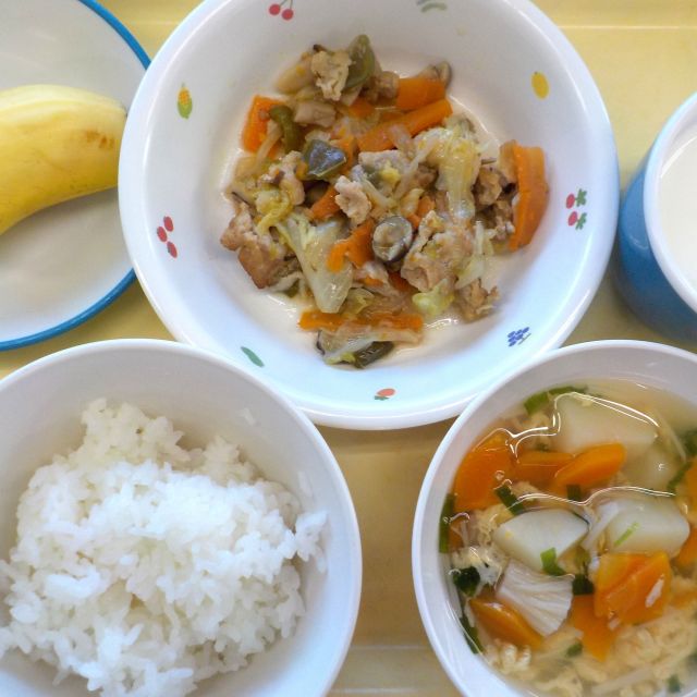 ＊　今日の献立　（あいはうす　門田認定こども園）　＊