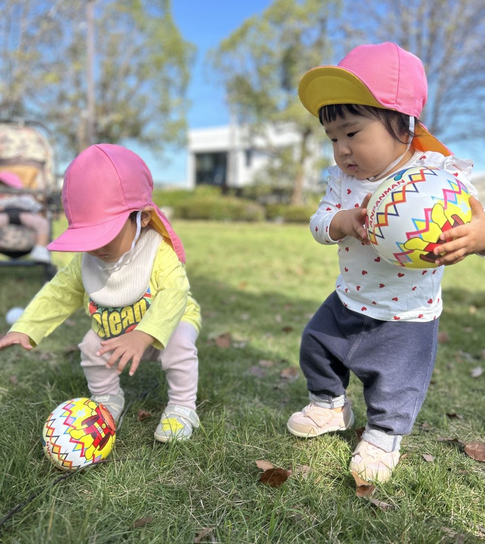 ボール遊び
　　ぽん🥎
