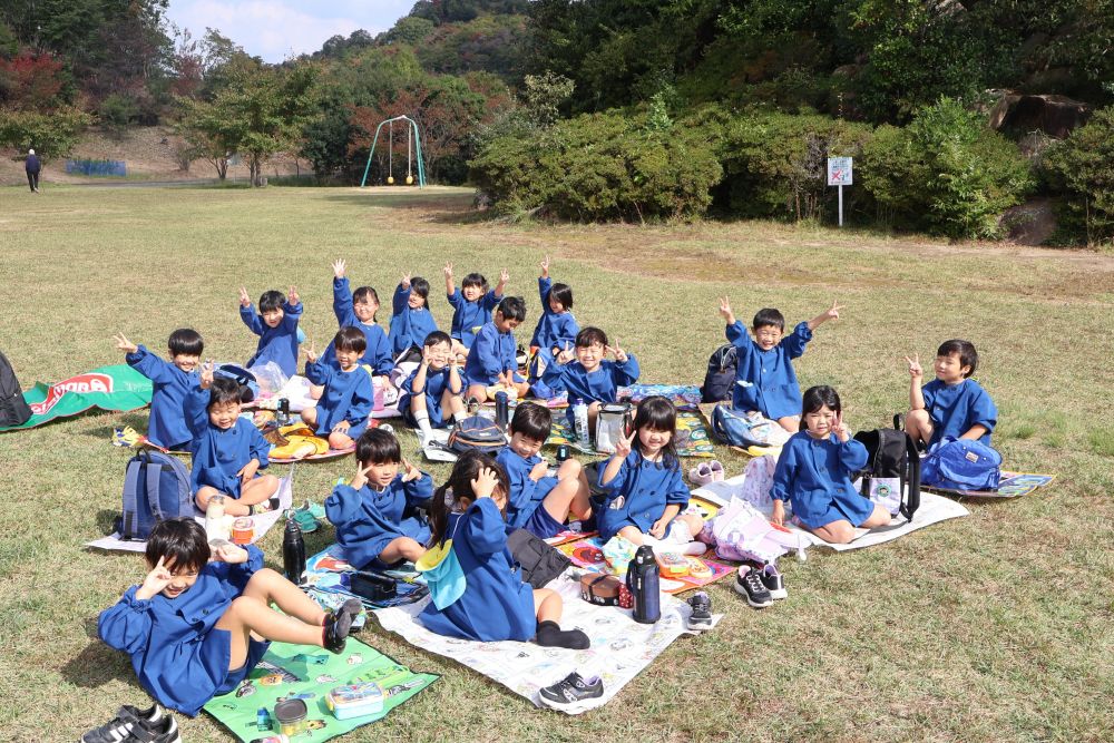 お家の人の愛情がこもったお弁当!
みんなあっという間に完食!!🙏🏻
朝早くから準備ありがとうございました♡