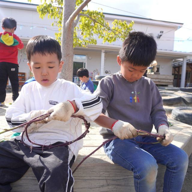 ＊　５歳児　芋掘り②　＊