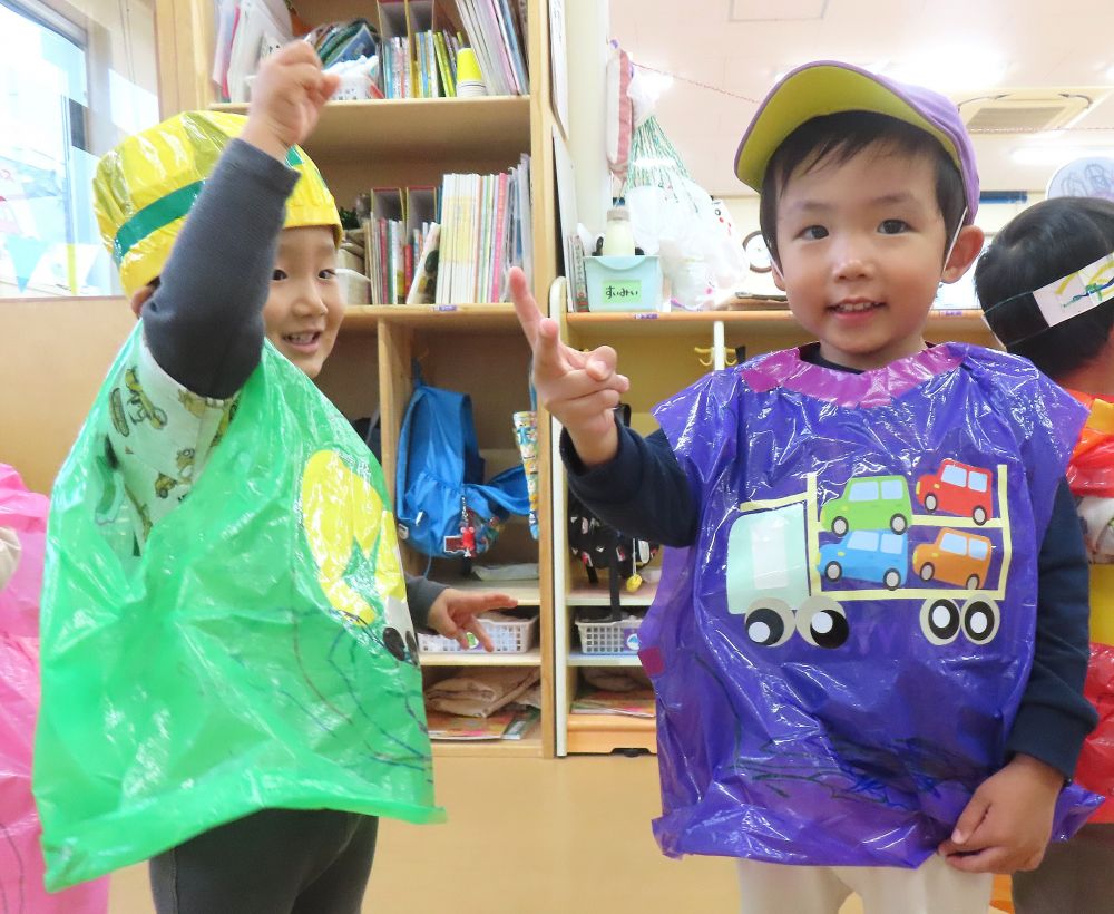 保育園でも
ハロウィンパーティーを楽しみました✨
♪グミチョコパンプキン
　　　　　　～じゃんけんぽん✌♪