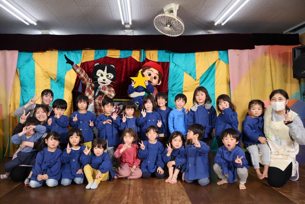 楽しかった人形劇♡
ドキドキも多かったけどみんなでピースのリス組さん✨