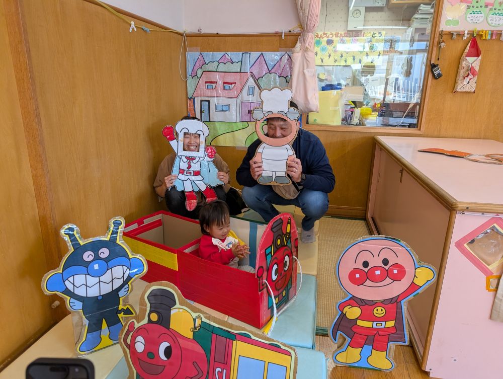 ウサギの部屋では、
フォトスポットと風船プール・・・