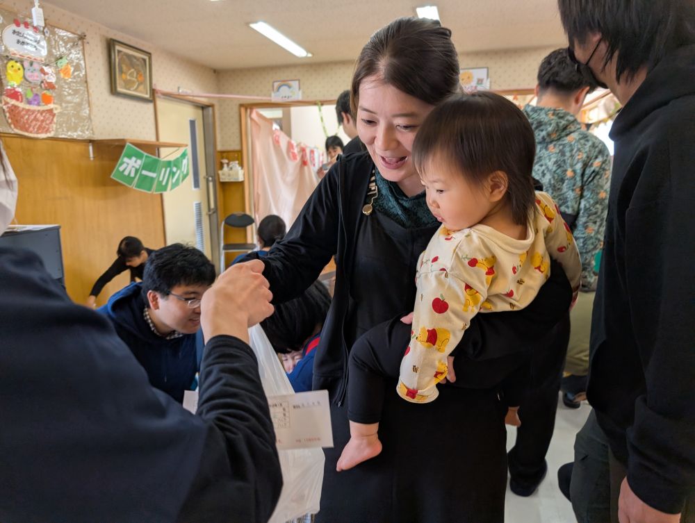 先生の出し物で始まり、あっという間に終わりとなった
あいはうす秋まつり・・・

子どもたち、保護者の方、先生たちのたくさんの笑顔☺
たくさんの参加をありがとうございました！