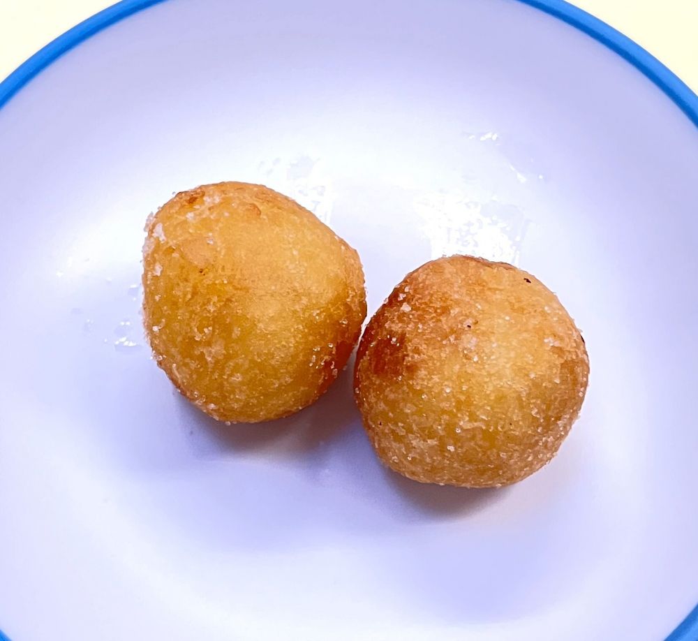 さつまいものもちもちドーナツ