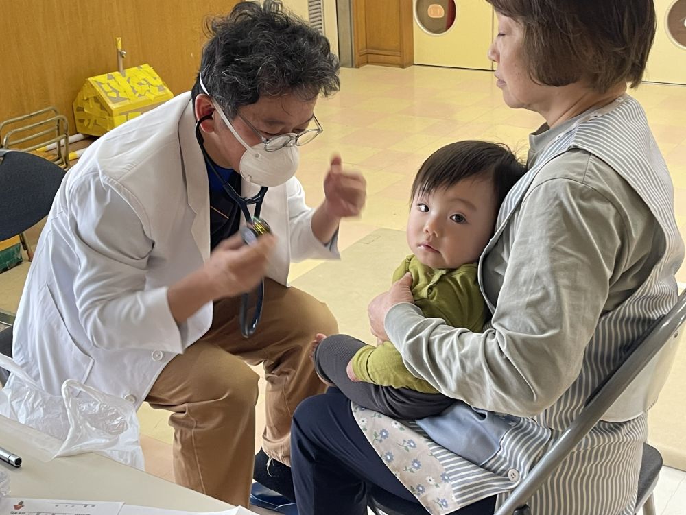 委託医をお願いしている、
小松クリニックの小松先生にお越しいただきました。
