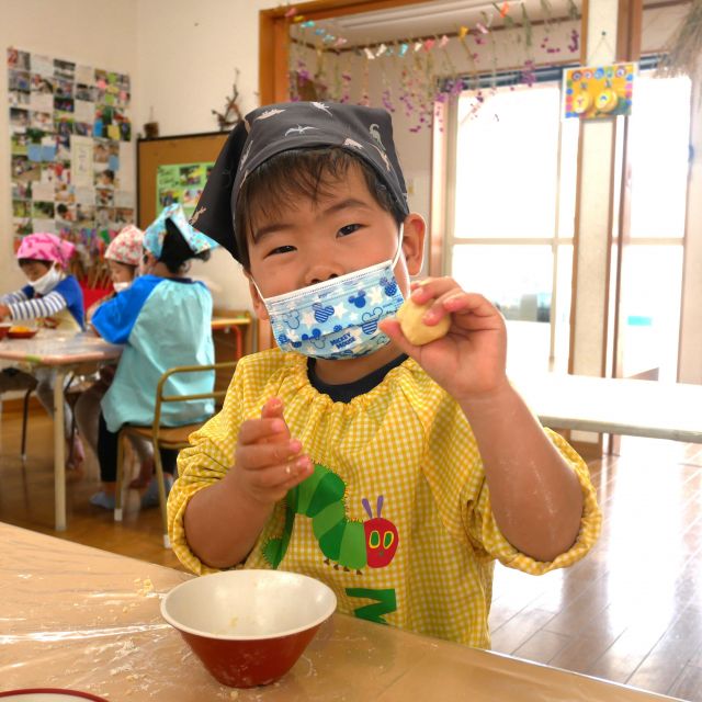 ＊　3歳児　クッキング②　(ゆめはうす認定こども園)　＊