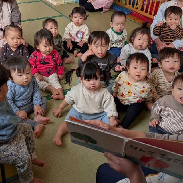 絵本の日 (11月) 　～お気に入りの絵本～