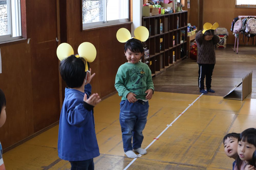 おやおや？耳の形が・・・！？
なんでかな？は本番までのお楽しみ♡

よかったらお家でも『ノラネコぐんだん』の絵本を読んでみてくださいね～
