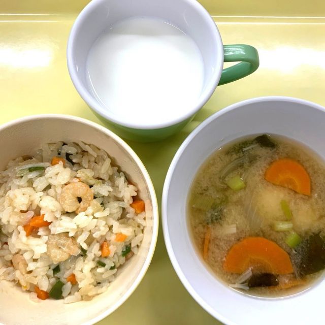 ＊　今日の献立　＊　