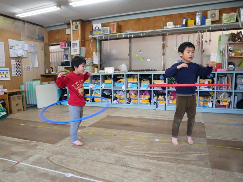 「長く回せない」
「回しながら動けん～」
難しいこともあったけど
できるようになりたい！！という思いは
みんなの挑戦する力になっています♡