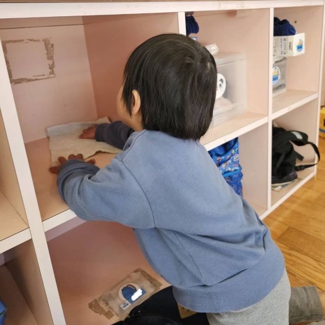 みんなで大掃除✨️ 　～2歳児　 クマ組～