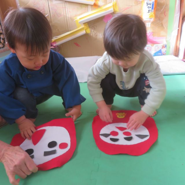 ＊　1歳児　お正月遊び①　＊