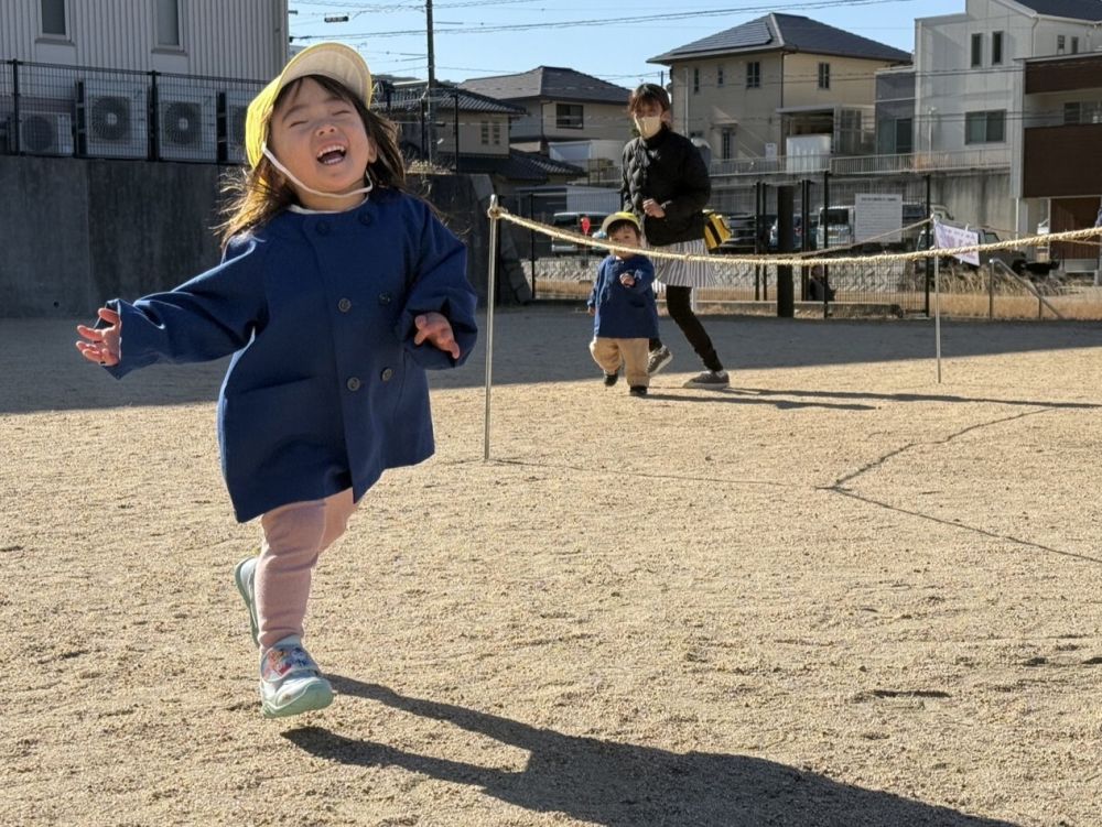 そのあとは広い公園で走って遊んだよ。
また行こうね😊
