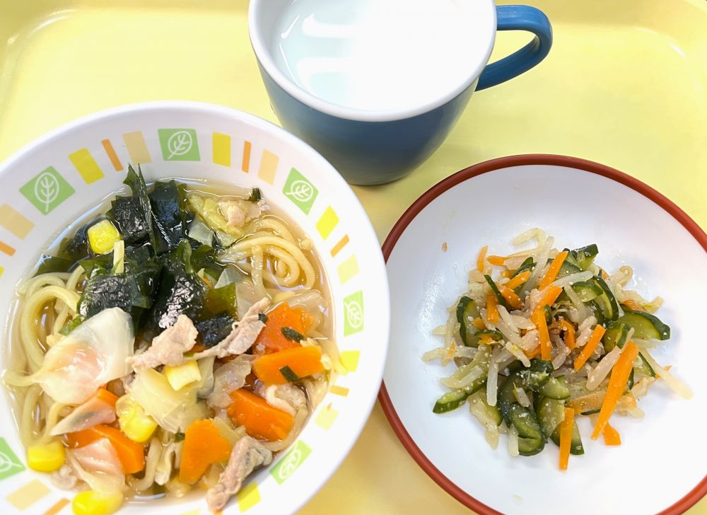 野菜ラーメン

もやしのナムル

牛乳