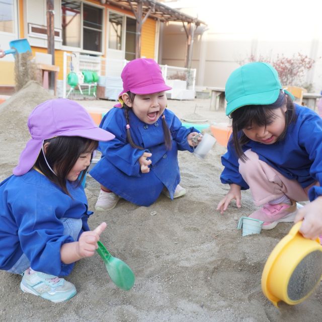 ＊　２・５歳児　仲良く一緒に➀　＊