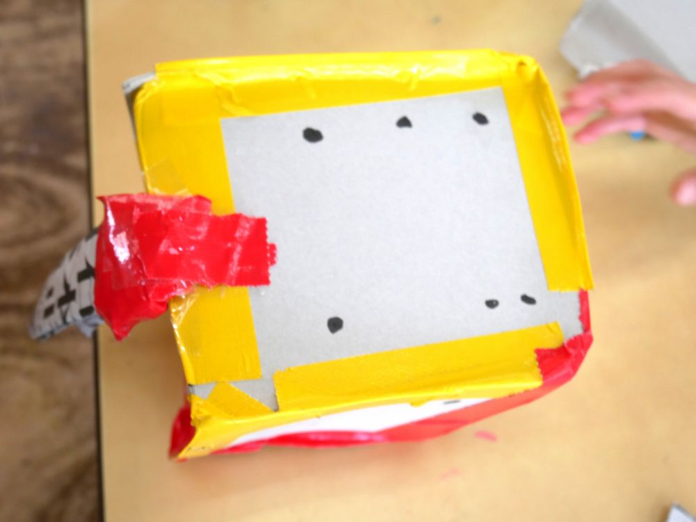 もちろんサイコロも
すごろくのコマも手作りです⭐