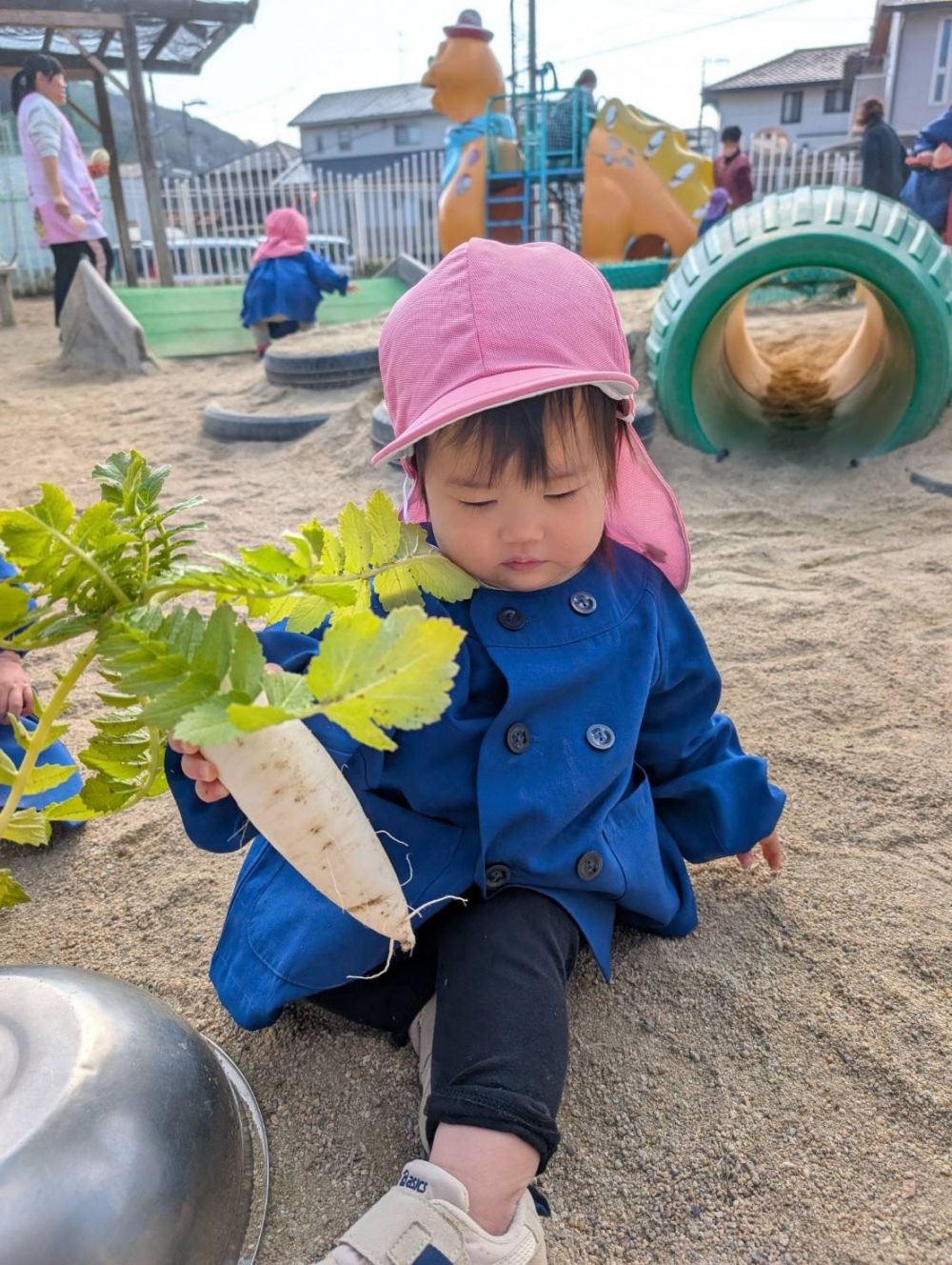 大根を片手で持てたNちゃん
しっかりと持てたね😋
