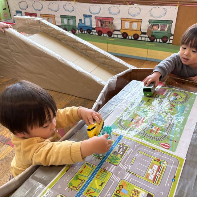 お部屋遊び　～0歳児　ウサギ組～