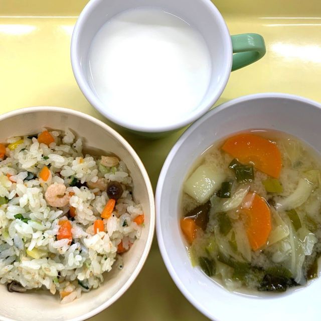 ＊　今日の献立　＊