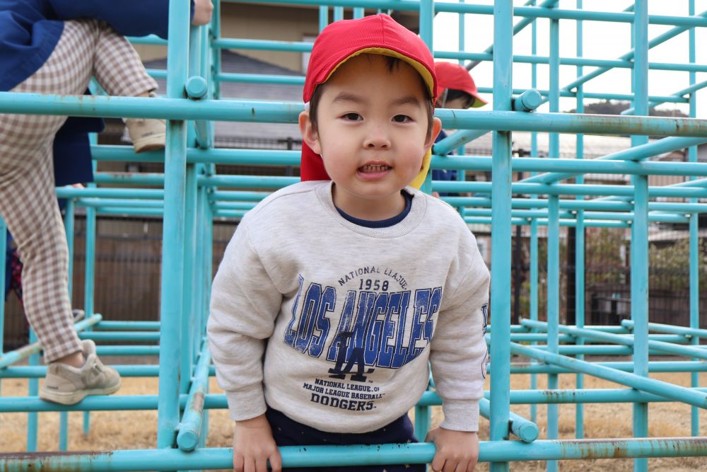 さあ、食べ終わったあとは
思いっきり公園を楽しみます♪

