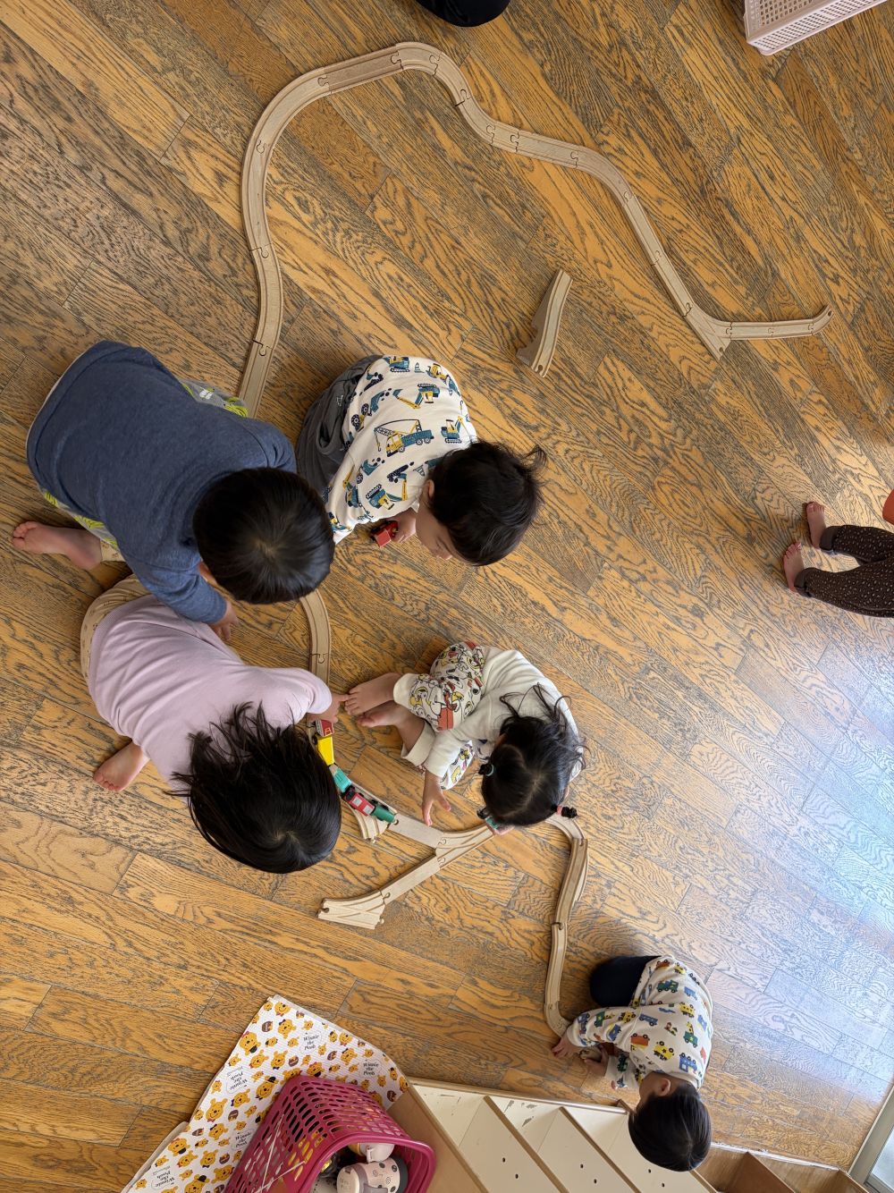 だんだんみんなの線路が一つに。
こんなに長くなりました！！