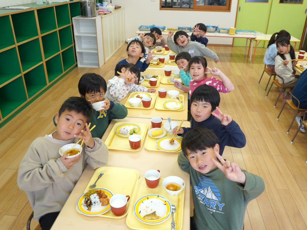 「ゆめはうすに来てよかったーーー！！！」
嬉しくてポロリと出た言葉・・・
いっぱい遊んで　いっぱい食べて　
元気に楽しく通ってくれてありがとう♡

