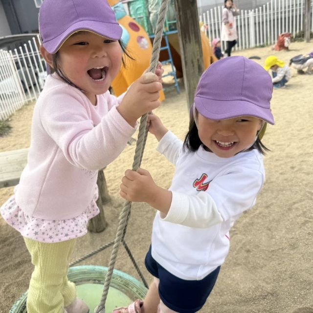 楽しかったね、あいはうす① 　～2歳児　クマ組～