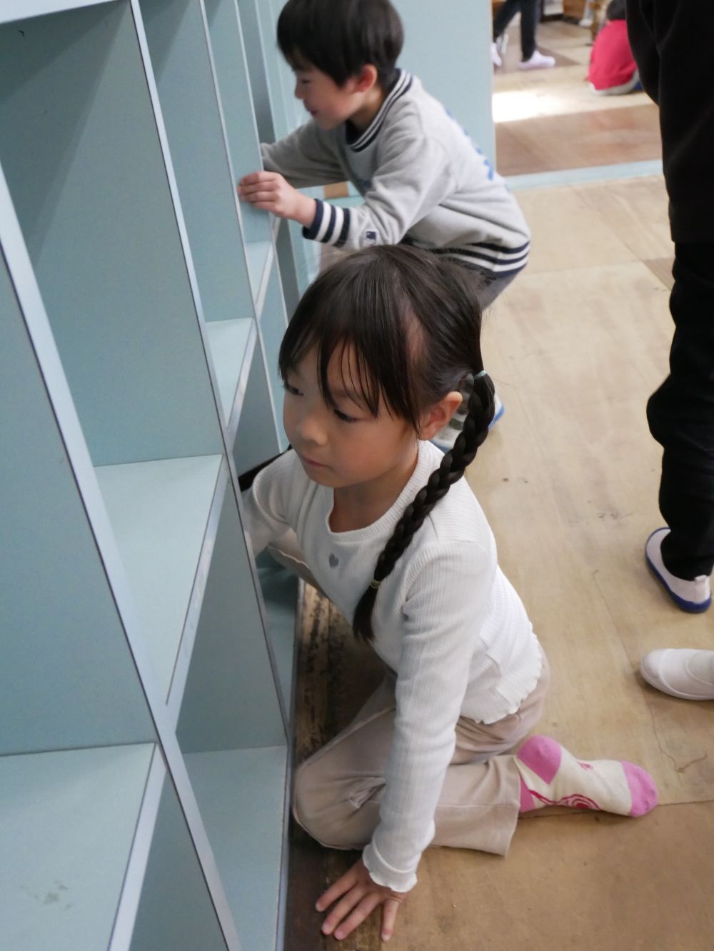 最後は１年間使っていた
ボックスをピカピカにして✨
次のキリン組さんにバトンタッチ⭐

振り返るとあっという間の１年
好きな事をたくさん見つけたり
苦手な事にも挑戦したり
毎日全力なみんなから元気をもらう日々…
たくさんの思い出をありがとう。
次はランドセル🎒見せに来てね♡