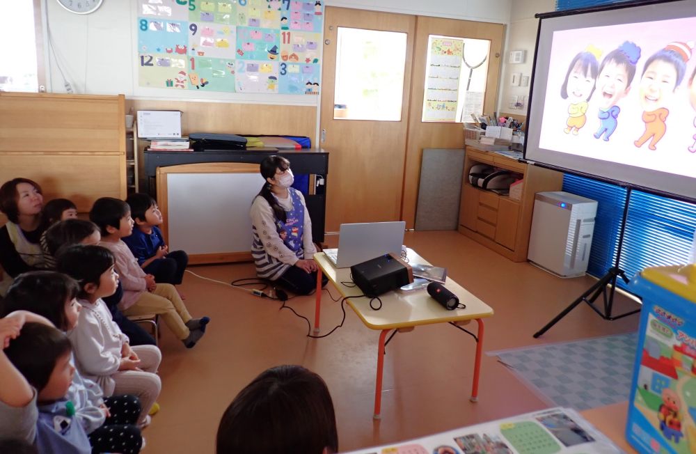 思い出の写真を『ゆきたいところへ』の曲で♪
「もう  いっかい‼」・・・アンコールの嵐
