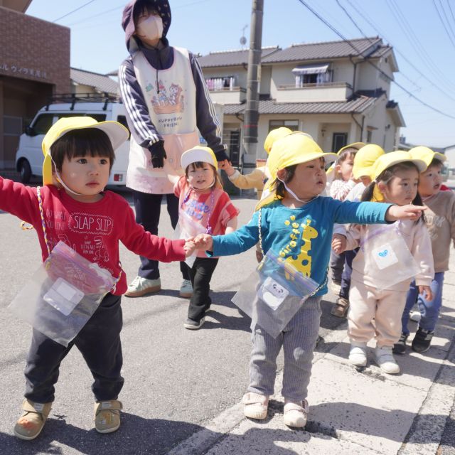 ＊　2歳児　散歩①　＊