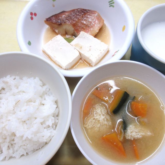 ＊　今日の献立　＊