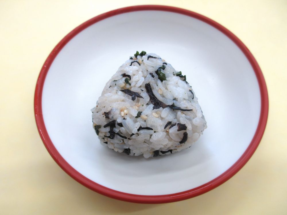 ワカメおにぎり