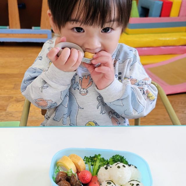 お弁当の日　　　～１歳児　ヒヨコ組～