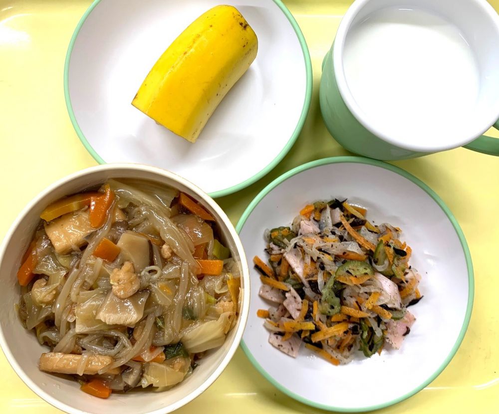 中華丼

ひじきマリネ

バナナ

牛乳