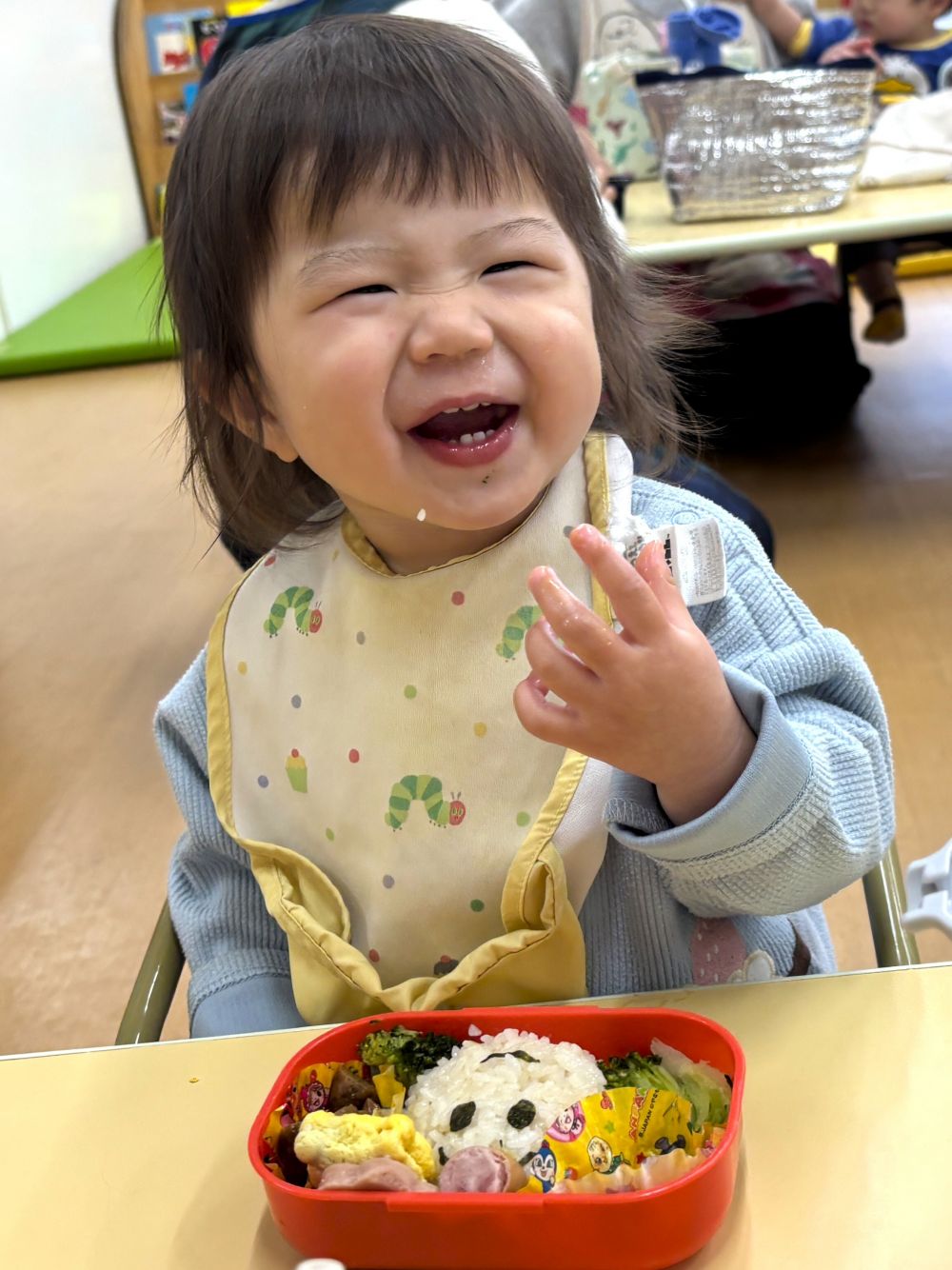 おいしいお弁当に、この笑顔😆