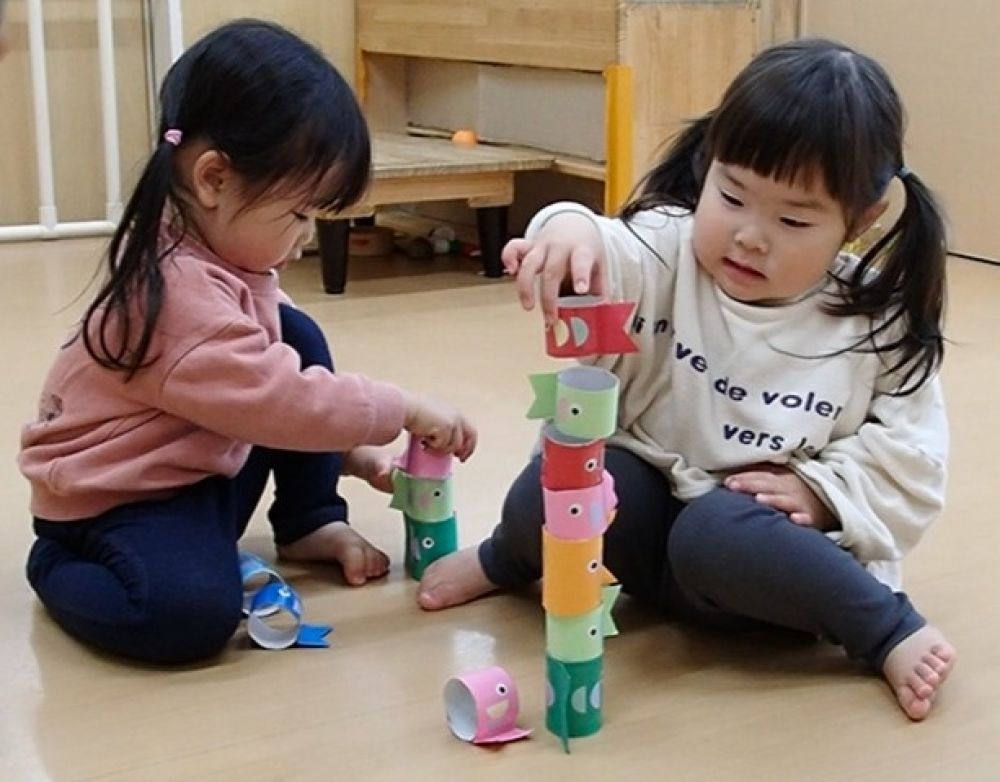 わたしたちは
棒がなくても上手につみつみ♪