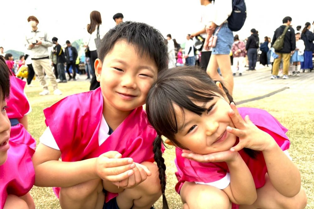 「ちょっとドキドキする～」
「みんなどこで見てるのかな？」

みんなの応援でさらに頑張れそう！！