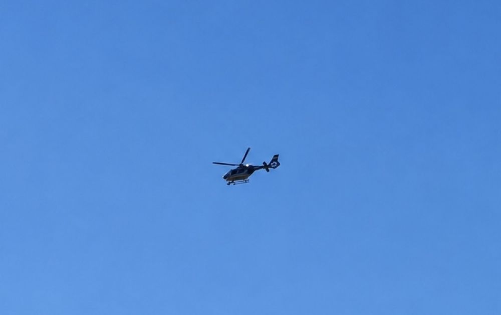 ブーーンという音の正体は
ヘリコプターでした🚁
