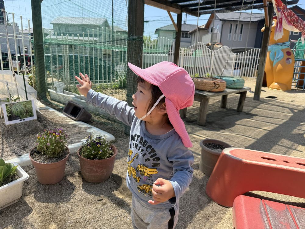 帰っていくヘリコプターに手を振るMくん👋🏻✨️
また来たらいいね！！